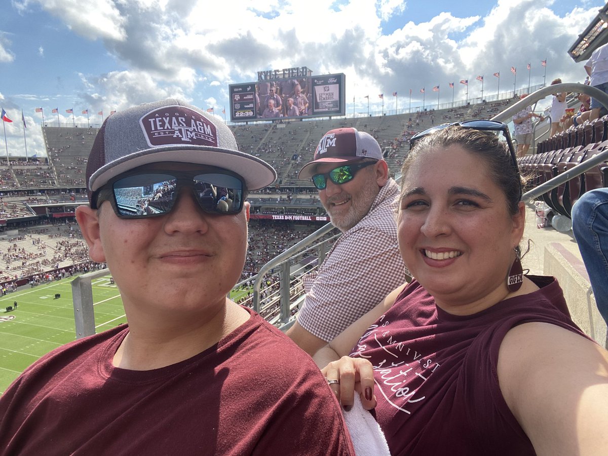 JustfromSutton's tweet photo. It was hot. We are tired. But the Aggies won. ❤️ https://t.co/eZqr5Gjamm