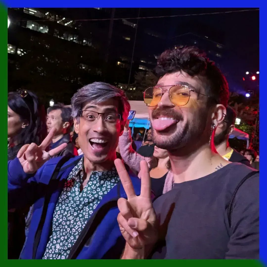 CoilandTalon's tweet photo. Last night was such a blast! Seeing @SubRadioBand's Just For Laughs performance then going for desserts and nerd talk with our friend Kevin.
#SubRadio #SubRadioBand #JustForLaughsToronto #JFLToronto https://t.co/4uItEXq7eG