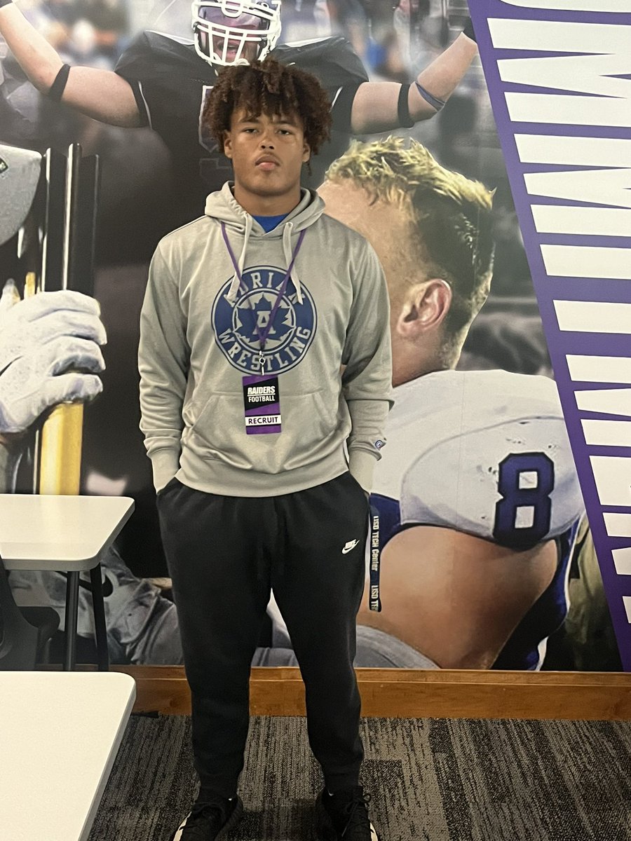 Blessed to receive the opportunity to compete at the University of Mount Union!! 
Thank you <a href="/CoachKlaus68/">Brendan Klaus</a> <a href="/CoachGeoffDartt/">Geoff Dartt</a> <a href="/D_Ely6/">Daryl Ely</a> <a href="/_BB215/">brittney</a>