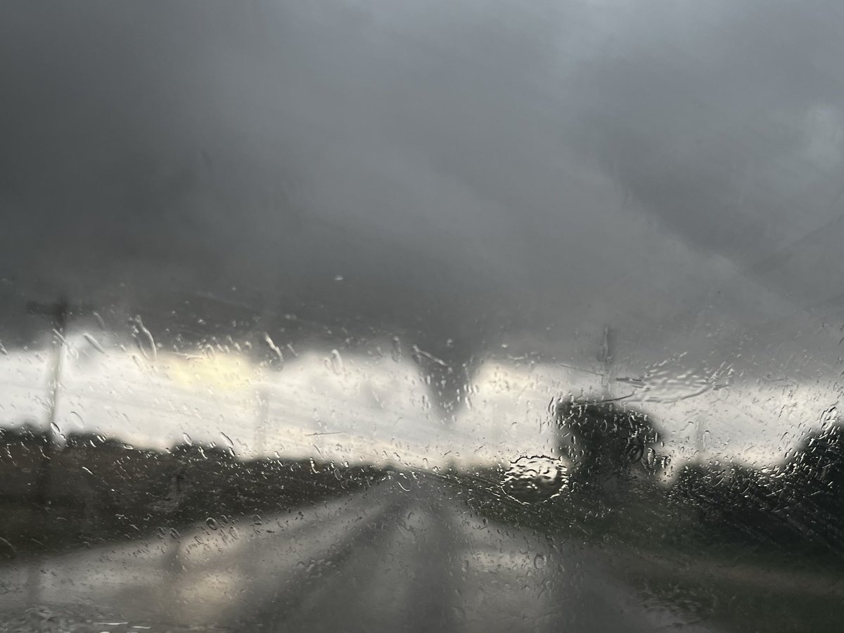 Tornado east of Bruce SD. #sdwx @NWSAberdeen 3:55PM