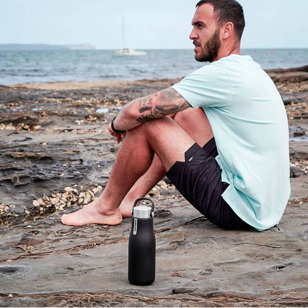 PowermoveAU's tweet photo. The Philips Water Smart bottle will become an indispensable companion on hikes 🏕 The temperature of hot drinks is maintained for up to 12 hours, and cold drinks for up to 24 hours 
https://t.co/UFAcaDZ4xX
 #water #hike #tourism #philipswater #philips #ecology #plastic https://t.co/sUy99nBiP1