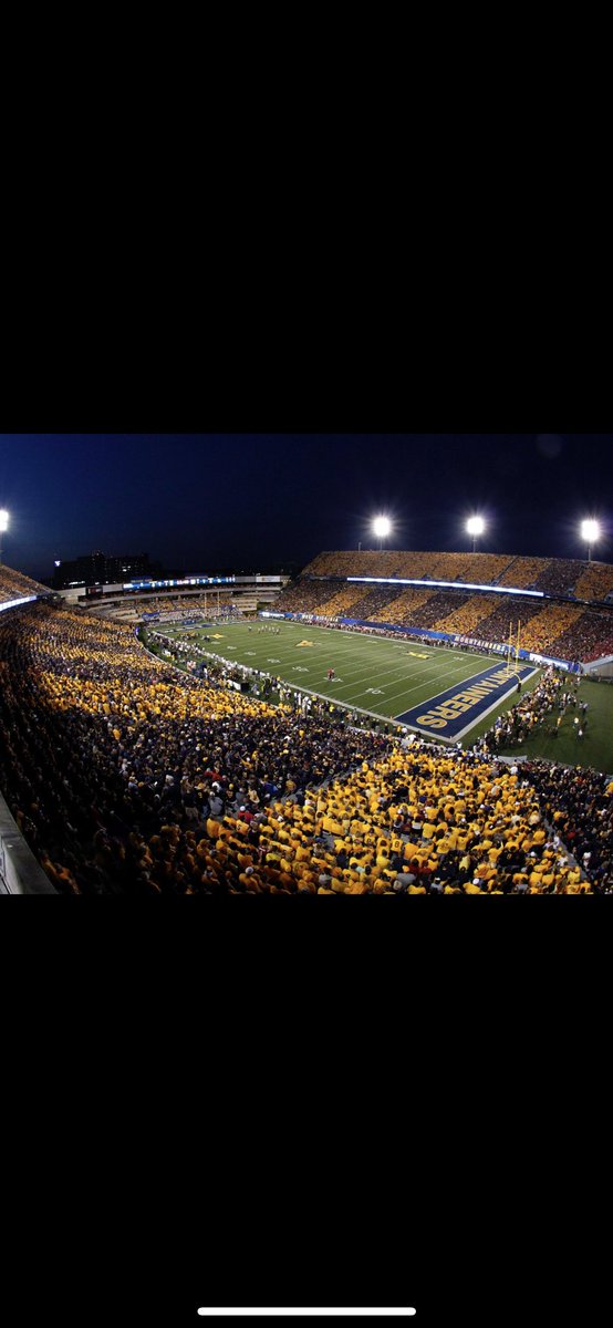 ShaunTerryll's tweet photo. After a GREAT conversation with @NealBrown_WVU… I’m blessed to receive an 🅾️FFER to @WVUfootball 
🔵🟡🏔️. #CountryRoads @Coach__Lal @trey_neyer @CoachBlaineStew @CoachMooreWVU @MorganKyleM22 @AllenTrieu @FootballIronton https://t.co/WUwi4F6MZB
