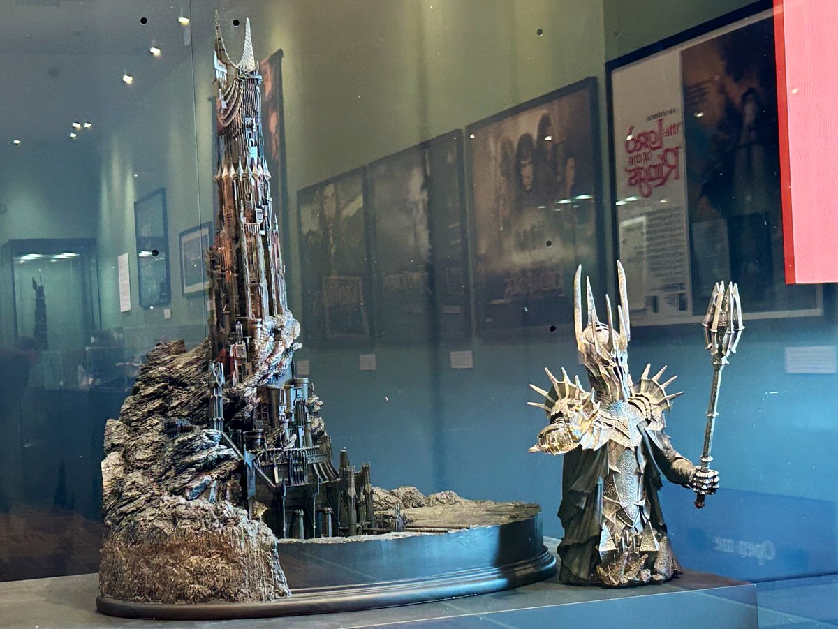 SimonGBrooks's tweet photo. Some photos from The Magic of Middle-earth exhibition at @TheNovium which ends tomorrow!
#Chichester #LordOfTheRings #MagicOfMiddleEarth #Tolkien https://t.co/HKpHCGDULw