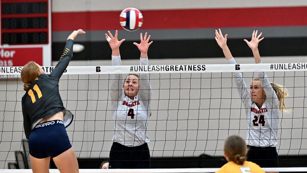 ravenathletics's tweet photo. .@RavensVB makes it a perfect Family Weekend with win over Graceland https://t.co/8DM1ObKDnv #HeartVB #UnleashGreatness https://t.co/wWWowlC4Ro