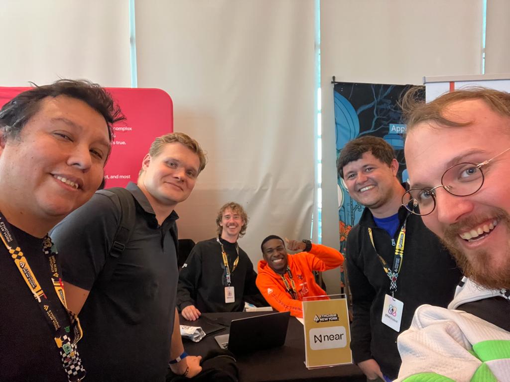 NEARDevHub's tweet photo. #NEAR booth at #ethglobalnyc is full of hackers, community and OG's! Thanks for stopping by #theBOS
@ilblackdragon @itsbearmans @jwaup @elliot_braem @HackBoing https://t.co/4F5xg11miD
