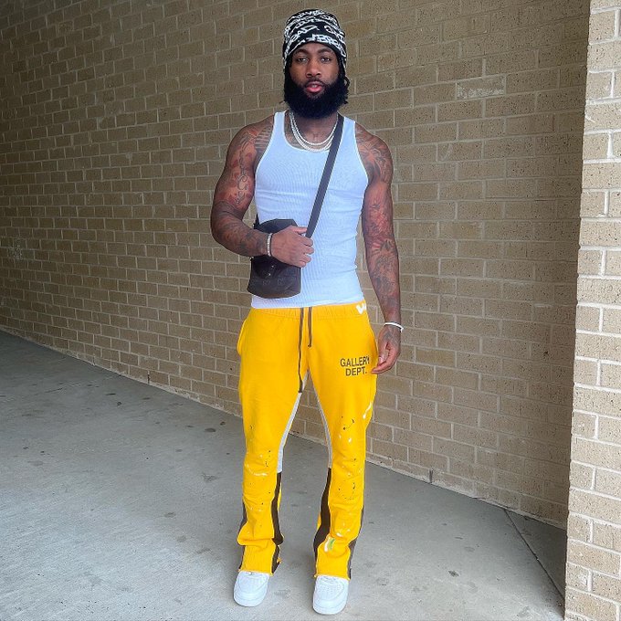 💛🌙 https://t.co/uSTeS1pOxI