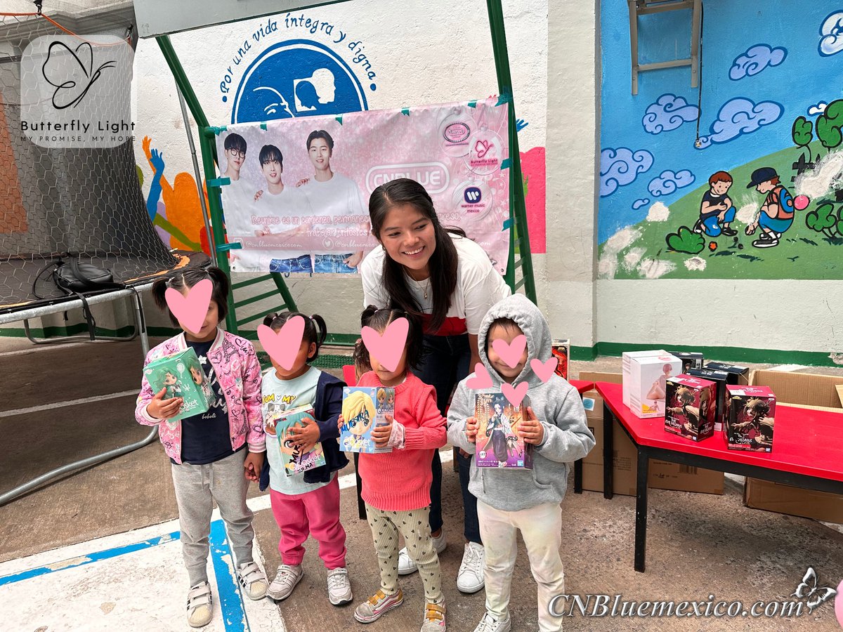 CNBLUEMexicoCOM's tweet photo. [#RButterflyLight][Primer proyecto] 23.09.23 El día de hoy tuvimos la fortuna de compartir un hermoso momento con los niños de HogaresProvidencia ~ Además de la convivencia les llevamos juguetes a cada uno de los pequeños! ~  #BOICE  #CNBLUE @MR_KANGGUN @JYHeffect @MentalShin https://t.co/U8eOVXyL3w