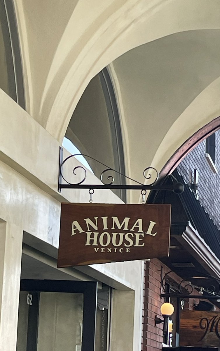 AmyTrask's tweet photo. I think I have to try this place. 
#ZeroPointZero https://t.co/e6bCst8xlm
