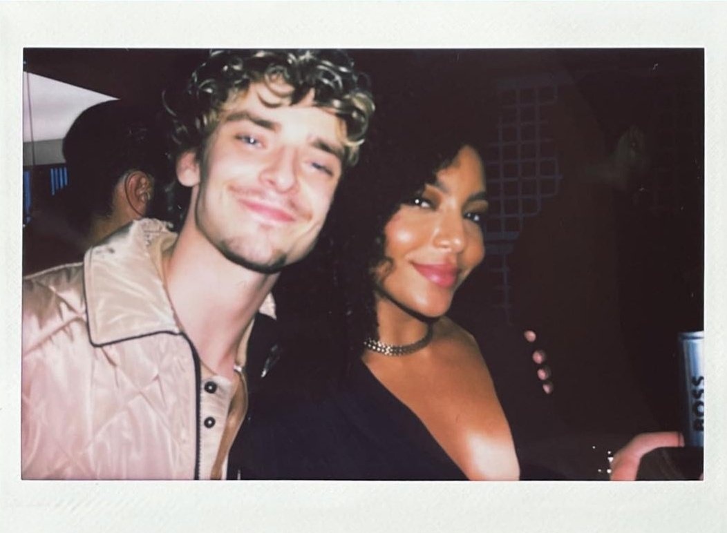 beauanysourc's tweet photo. Feliz 23/09, beaushines. Sentimos saudades de vocês. 🖤✨ https://t.co/EeiWn5myUk