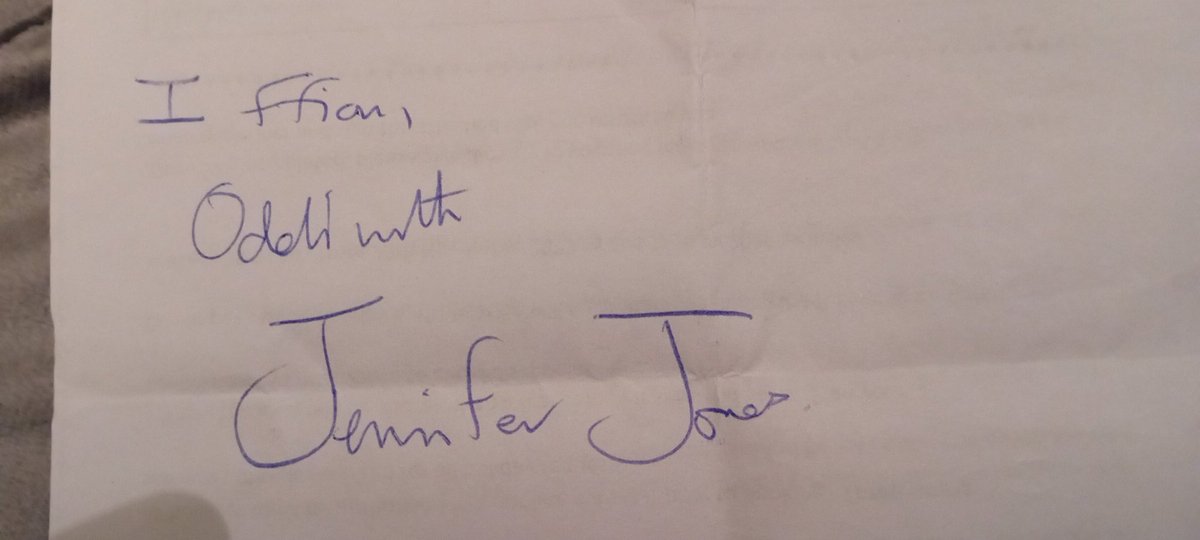 ffiont01's tweet photo. Diolch yn Fawr iawn @JenVaughanJones am autograph chi heddiw, lyfli cyfarfod chi. Xx https://t.co/3XwAoXrF4e