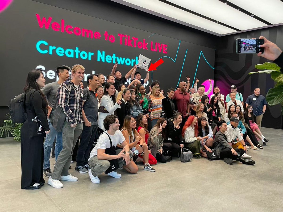 fWk0b5SPAZMailB's tweet photo. I am participating in an event organized by TikTok in Los Angeles! https://t.co/tSslqM5O81