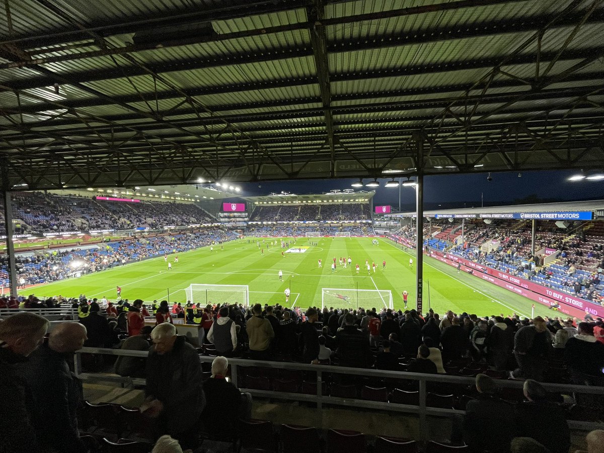 omski99's tweet photo. A tough week of travel and setbacks following the Reds finished off with a proper buzz, great win &amp; top away end 🇾🇪 #mufc https://t.co/7uWP4ZqtEu