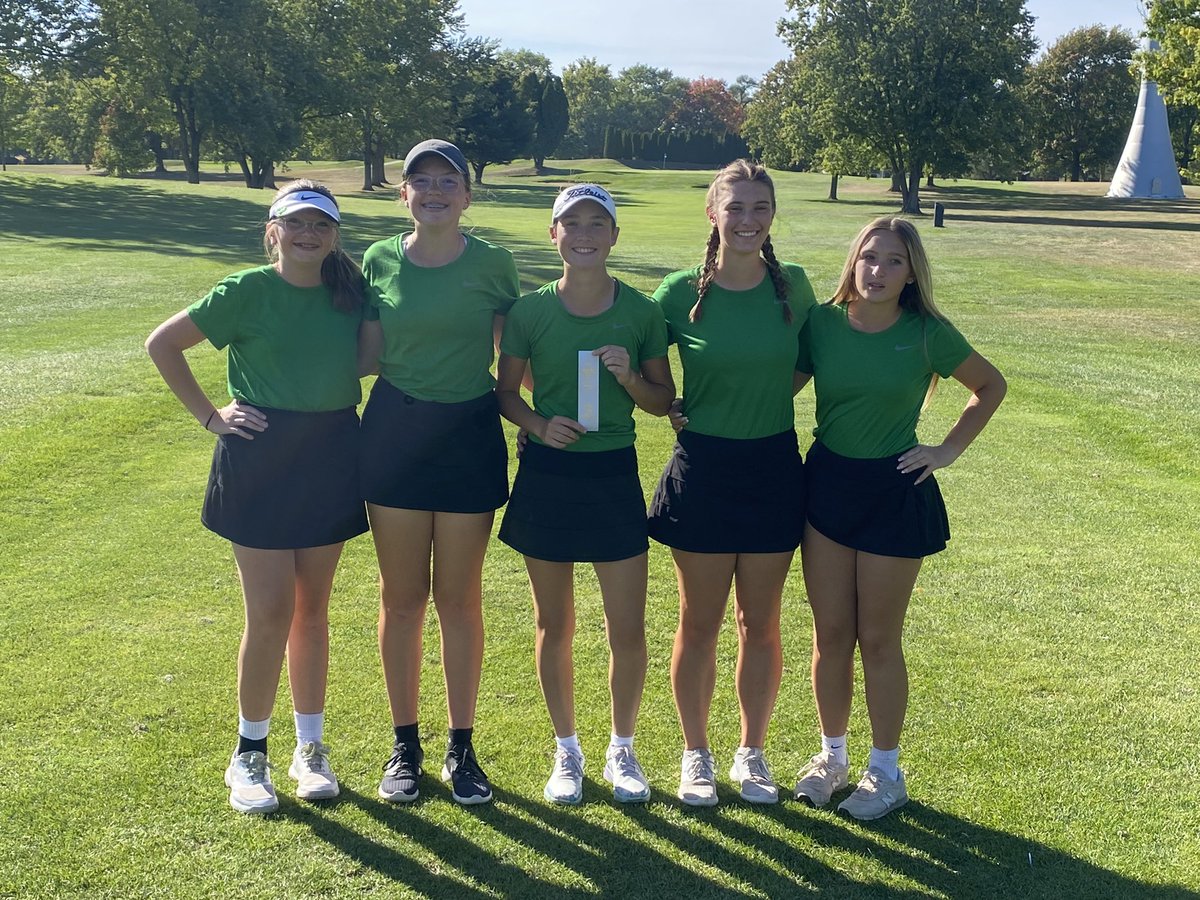 YorktownGolf's tweet photo. KAYLEIGH IS GOING TO THE @IHSAA1 STATE FINALS

Our senior Kayleigh Agugliaro’s 73 (+1) was the third best score on the golf course today. Kid BALLED out!

Congrats to @GirlsGolfHSE 🏆 (313), @MillerGirlsGolf (313), and @New_Pal_Golf (345) on advancing as teams.

Fun group of 🐯s— https://t.co/30Hc32e76K
