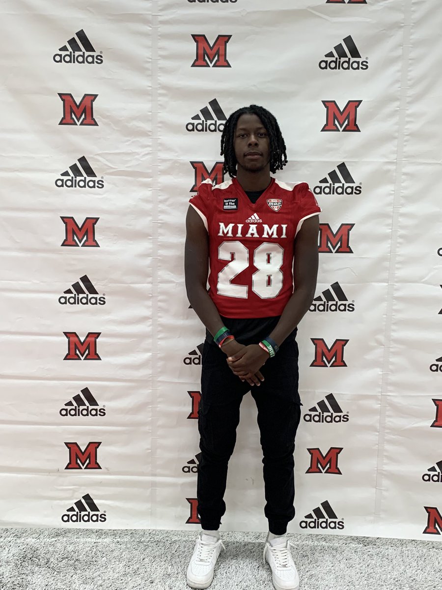 Thank You <a href="/MiamiOHFootball/">Miami Football</a> For The Amazing Game Day Experience <a href="/Martin_Miami_HC/">Chuck Martin</a> <a href="/kassq17/">Kass J.</a> @RedHawksRecruit <a href="/CoachBigPete/">Peter "Coach Big Pete" Leinweber</a> <a href="/EDGYTIM/">Timothy “EDGYTIM” OHalloran</a> <a href="/DeepDishFB/">DEEP DISH FOOTBALL</a>