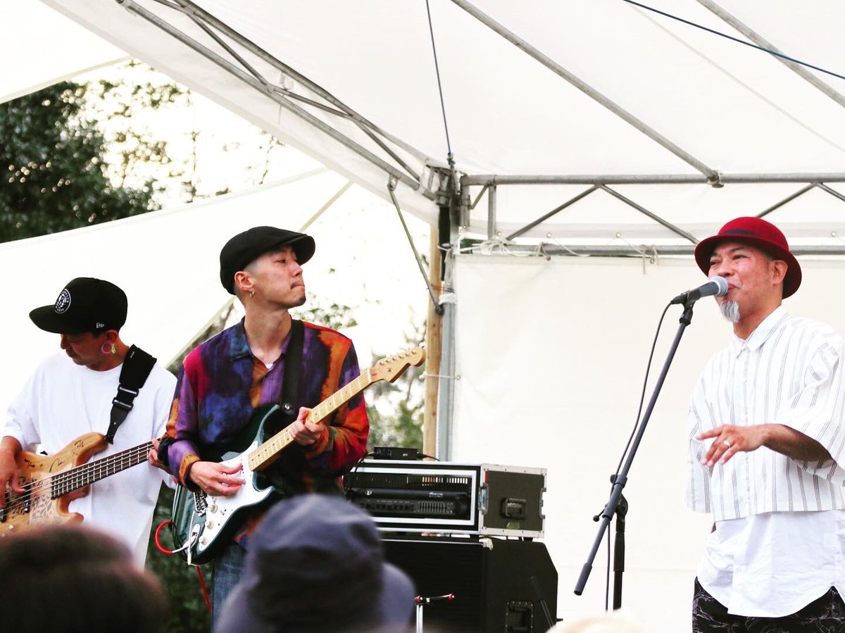 ayakosaxy's tweet photo. Kitra MARKET 2023に
REDMANsで出演させていただきました。
お越しくださった皆様ありがとうございました。
実行委員の皆様大変お世話になりました。
REDMANsはサブスクでデジタル音源配信中です!よかったら聞いてください☺︎
#kitramarket2023
#REDMANs
#前川真悟
#osakaroots https://t.co/DifzpVvbsP