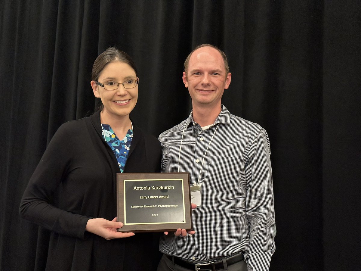 ⭐️⭐️Congratulations to the SRP Early Career Award winner <a href="/kaczkurkin/">Antonia Kaczkurkin</a> !!