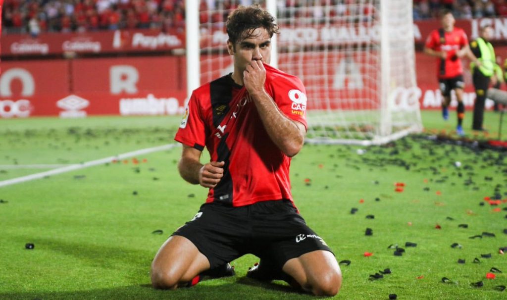 TOP 5 Promedios GOLEADORES de LaLiga EA Sports (Gol cada X minutos)
1. Abdon Prats 25,3 🇪🇸 (MAL)
2. Ferran Torres 63,3 🇪🇸 (FCB)
3. Alvaro Morata 76,6 🇪🇸 (ATM)
4. Jude Bellingham 88 🏴󠁧󠁢󠁥󠁮󠁧󠁿 (RM)
5. Sergio Arribas 95,25 🇪🇸 (ALM)