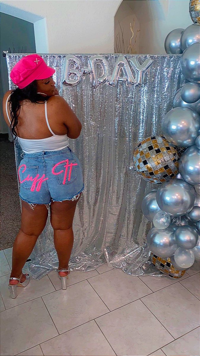 DOUBLE__AYE's tweet image. I wanna go where nobody's been….
Have you ever had fun like this 🩶🪩🐝💕
#cuffit #RENAISSANCEWorldTour