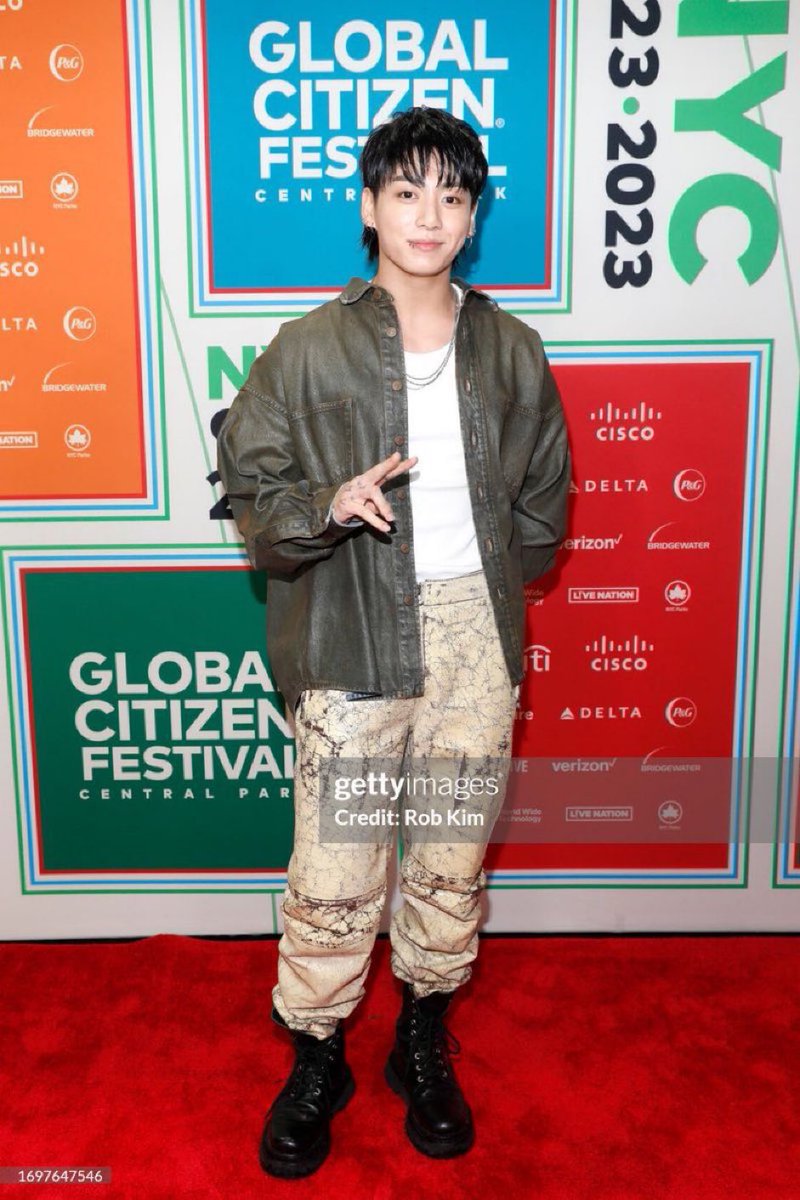 kooscalico's tweet photo. THE KING HAS ARRIVED 🔥

JUNGKOOK ON GLOBAL CITIZEN FESTIVAL
#JungKookOnGlobalCitizen https://t.co/CNwH4qrbtH