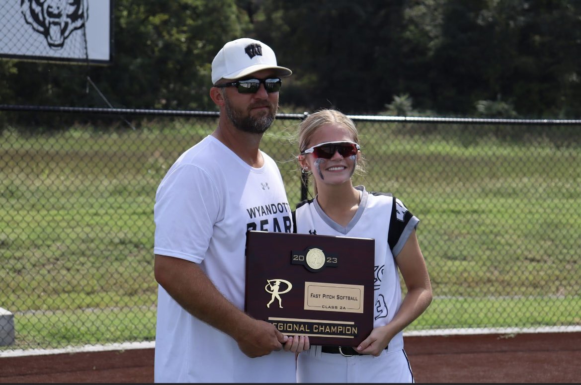Regional Champs!! Saying a big thank you to my teammates, coaches, and community!!🖤