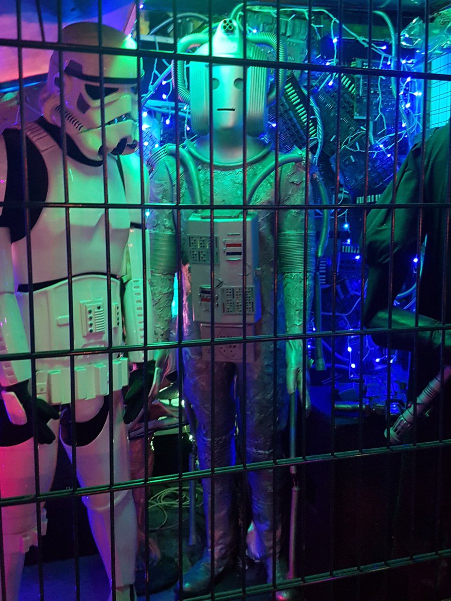 alexanderyates_'s tweet photo. Best bar in Manchester https://t.co/R3R8Vieaop