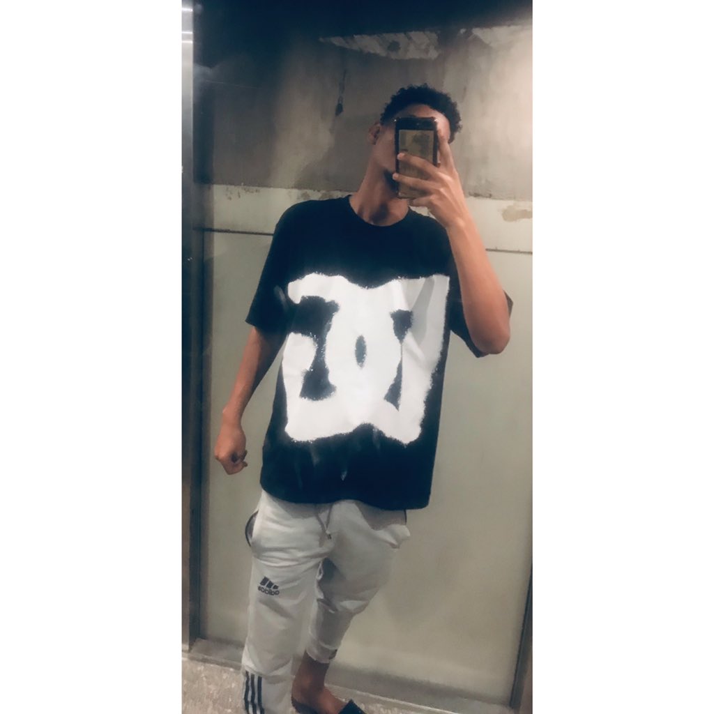 "لا أعبُدك حقَ عبادتك لكنّي والله أقاوم.