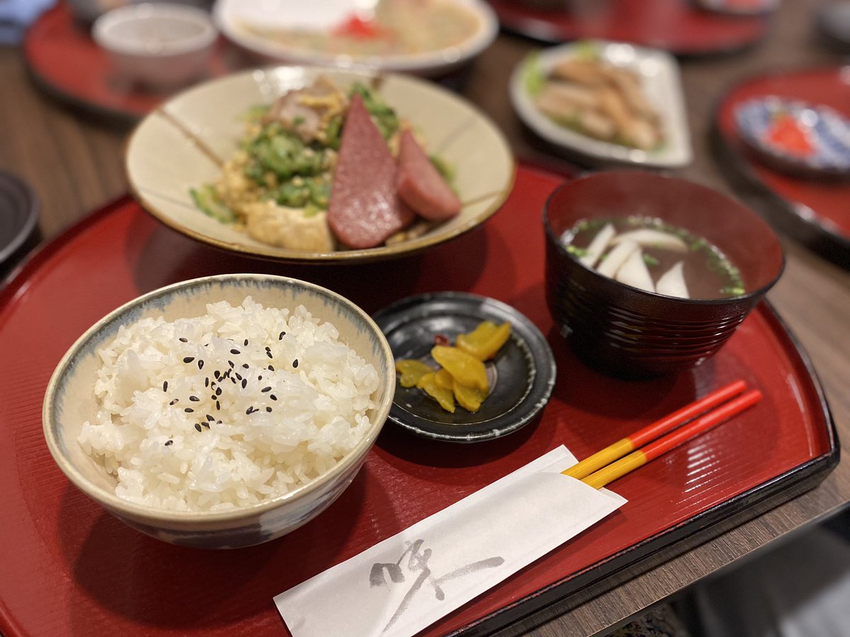 1414uver's tweet photo. 沖縄料理もなかなか美味しかった😋 https://t.co/7Tb3EwLhnR