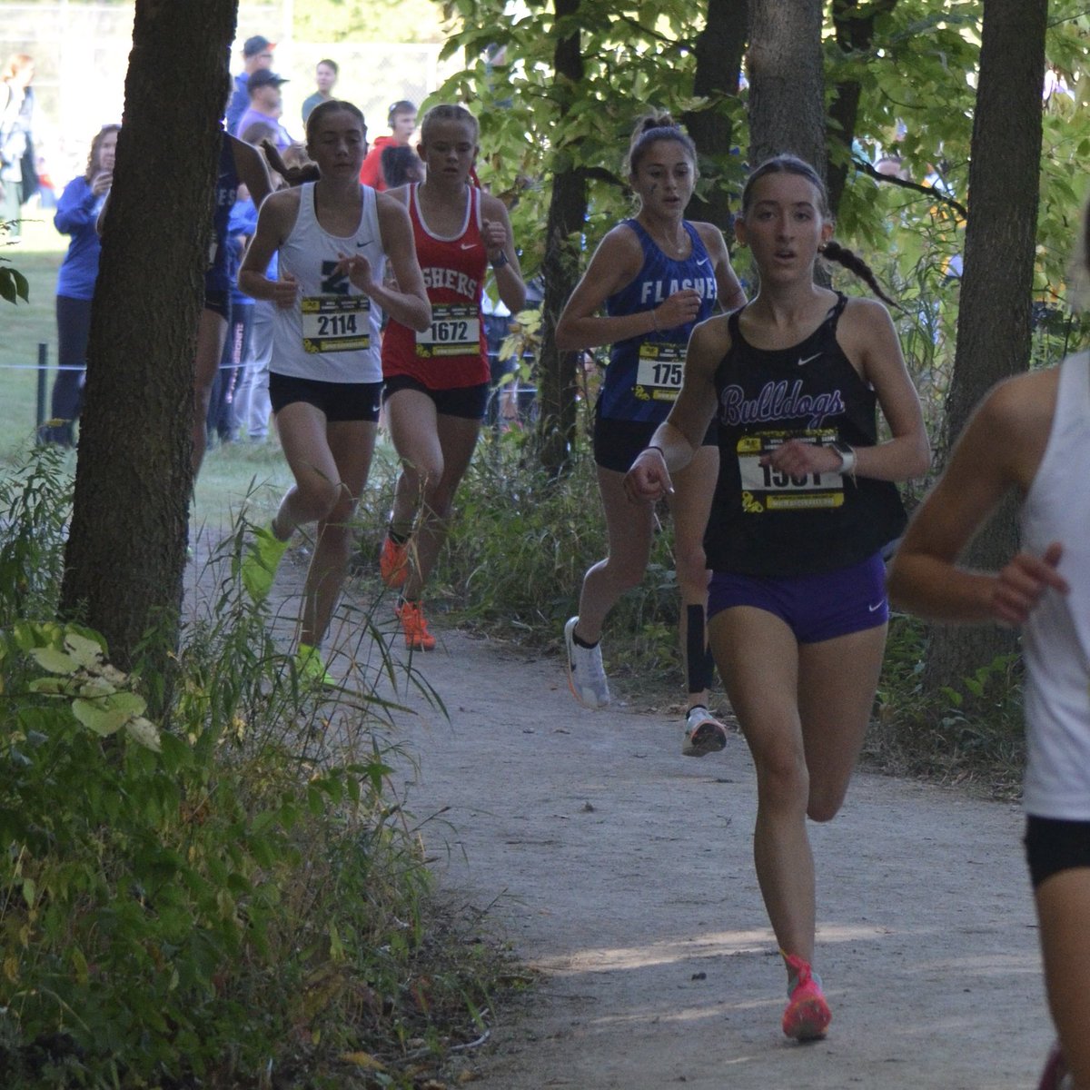 oppy511's tweet image. Proud of @HannahOppy for running the first of many PRs today. Can’t believe it was Senior Day. Why didn’t you run XC soon? @BHSDogsGirlsXC