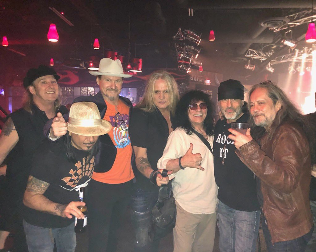 PaulShortino's tweet photo. Great Time @VampdVegas @DannyCountKoker #BirtdayBash @sebastianbach @StoneyCurtis77 @zito_john @BarryBarnes77 @KorieKoker 
#BigLoveDanny ✌️❤️❤️❤️ https://t.co/y20CN8uvFt