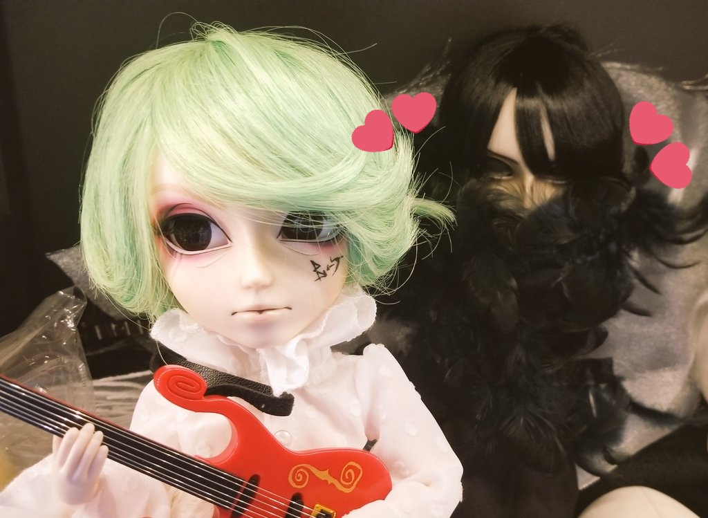 lion_x_x's tweet photo. 人魚ちゃんのぎゅーーーーってところを真似するｧﾁｬﾝ(ФωФ) https://t.co/g0WJ3tFnjI