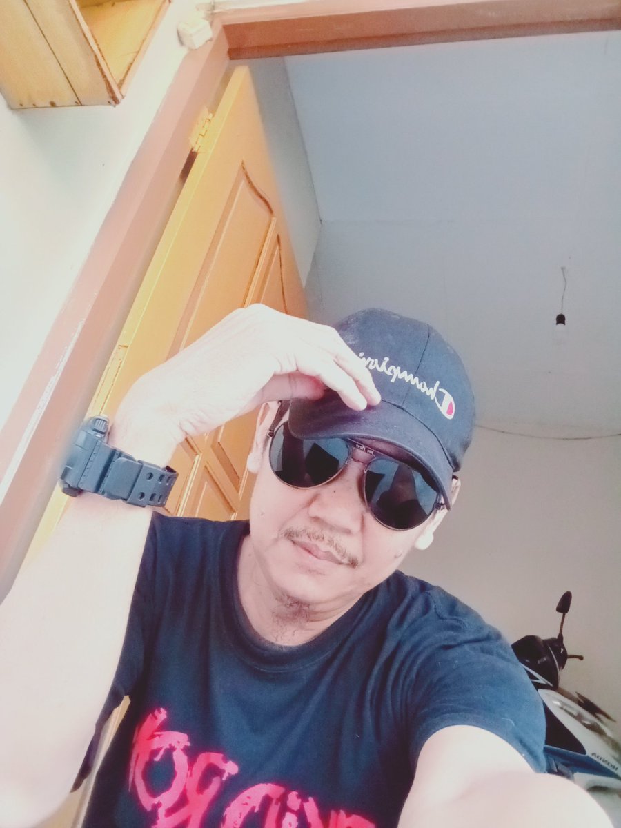 Wiedy49804912's tweet photo. Buat badan kita sehat jasmani dan Rohani,jangan ciptakan sesuatu yg tidak mengenakan hati,baik untuk diri sendiri maupun orang lain
Memberi maaf akan lebih mulia daripada meminta maaf yg ujung2 nya masih membuat kesalahan yg sama

*Wied*🌹🙏
#tetapsetia
#Kopiku

Menunggumu🥰♥️🌹 https://t.co/fg4P1yGqoC