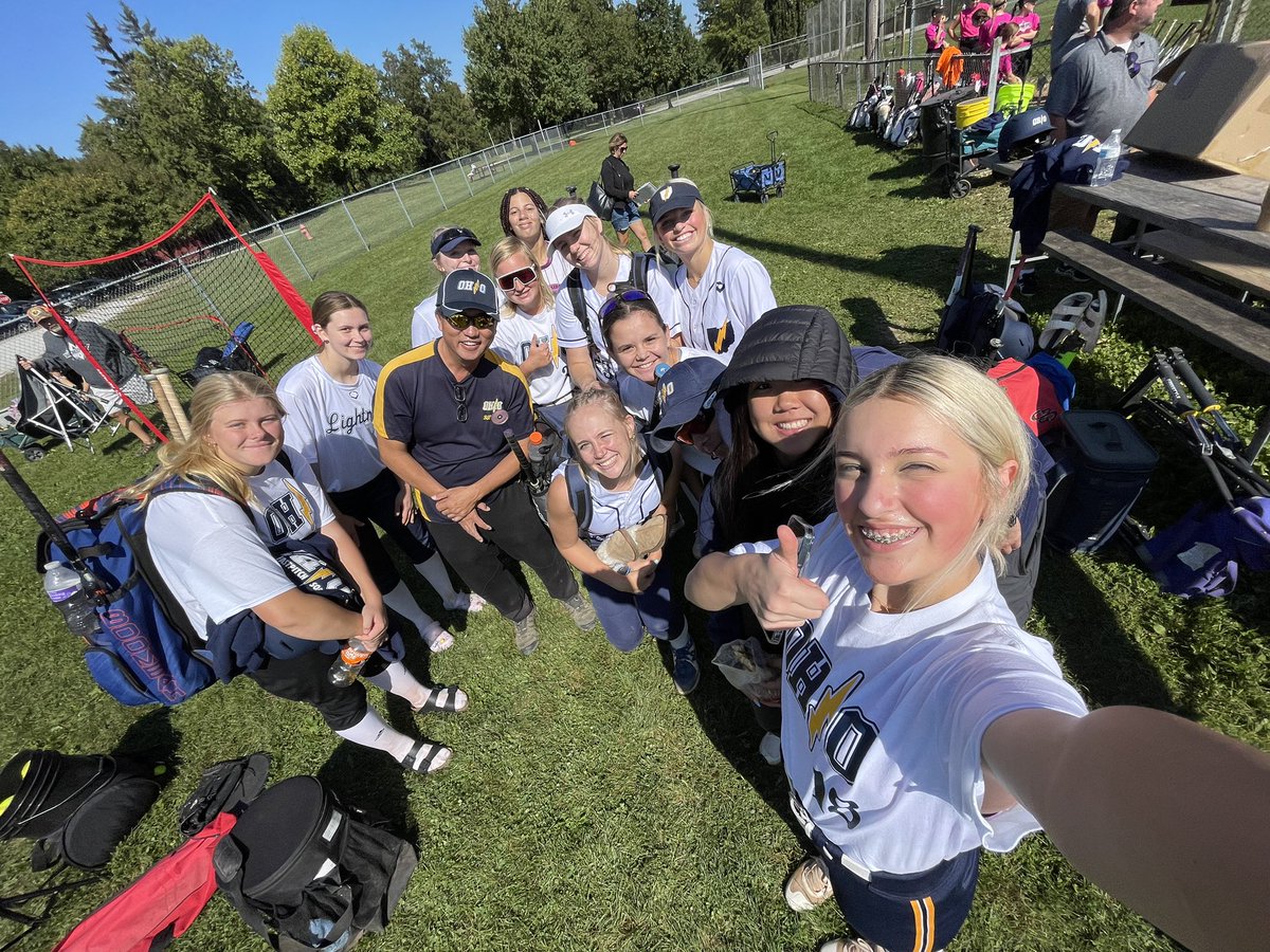 Kicked off the fall going 3-0.