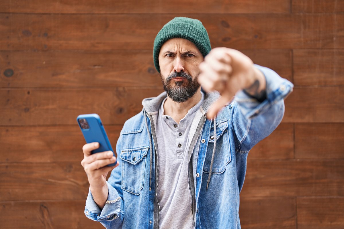 USAGov's tweet photo. Tired of getting so many #robocalls?
Register your number with the National Do Not Call Registry. It’s not guaranteed to stop all unwanted calls, but it can to reduce the volume.
Sign up for the #DoNotCall registry today. https://t.co/pcAqVvgcpk #Scams https://t.co/N7wNNuZivQ