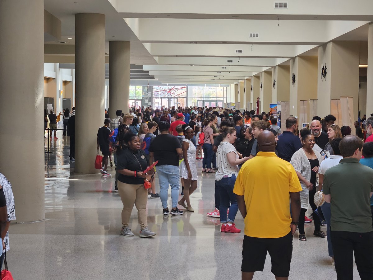 ebrpschools's tweet photo. Thank you, Baton Rouge community, for supporting EBR Schools and Magnet Mania on Saturday at the Raising Cane's River Center.
#EBRMagnetPrograms #ebrschools https://t.co/m6RVgL9FI5