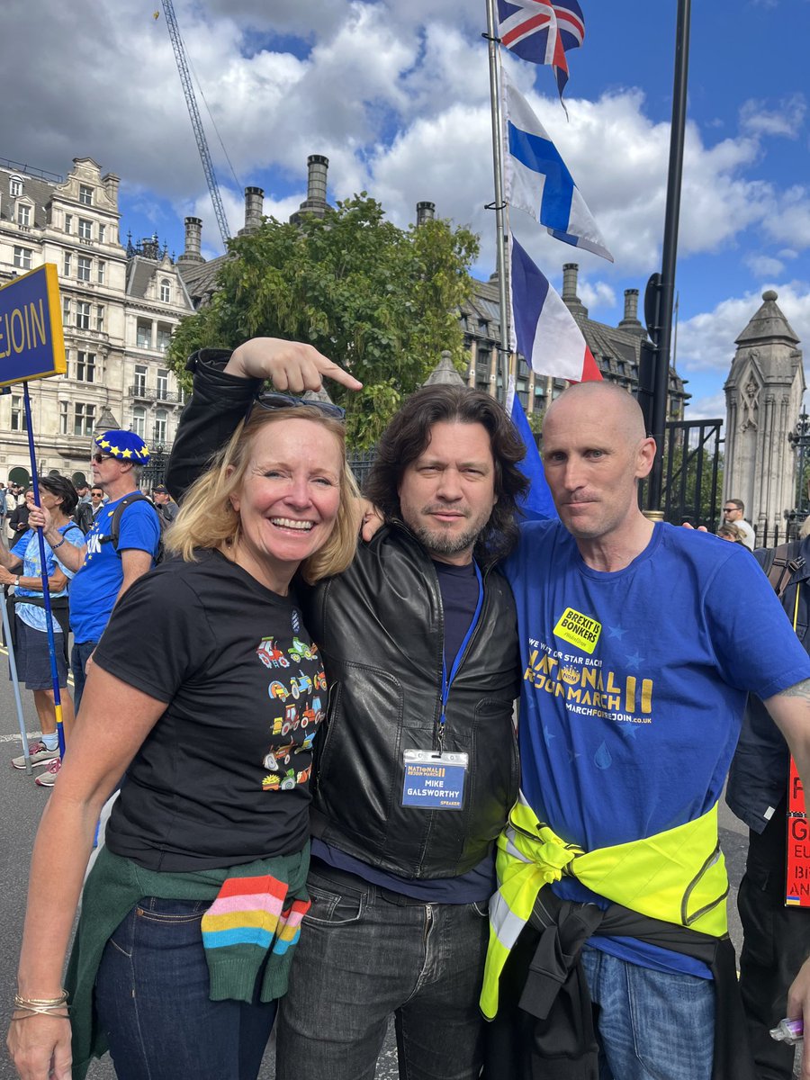 LizWebsterSBF's tweet image. The best day ever! #marchforrejoin