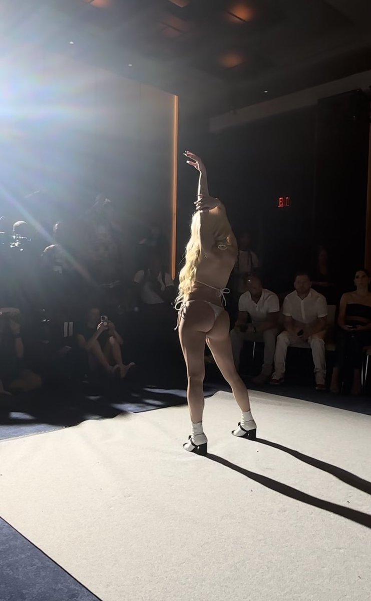 Missing NYFW 📸 https://t.co/GYzNj31DHJ