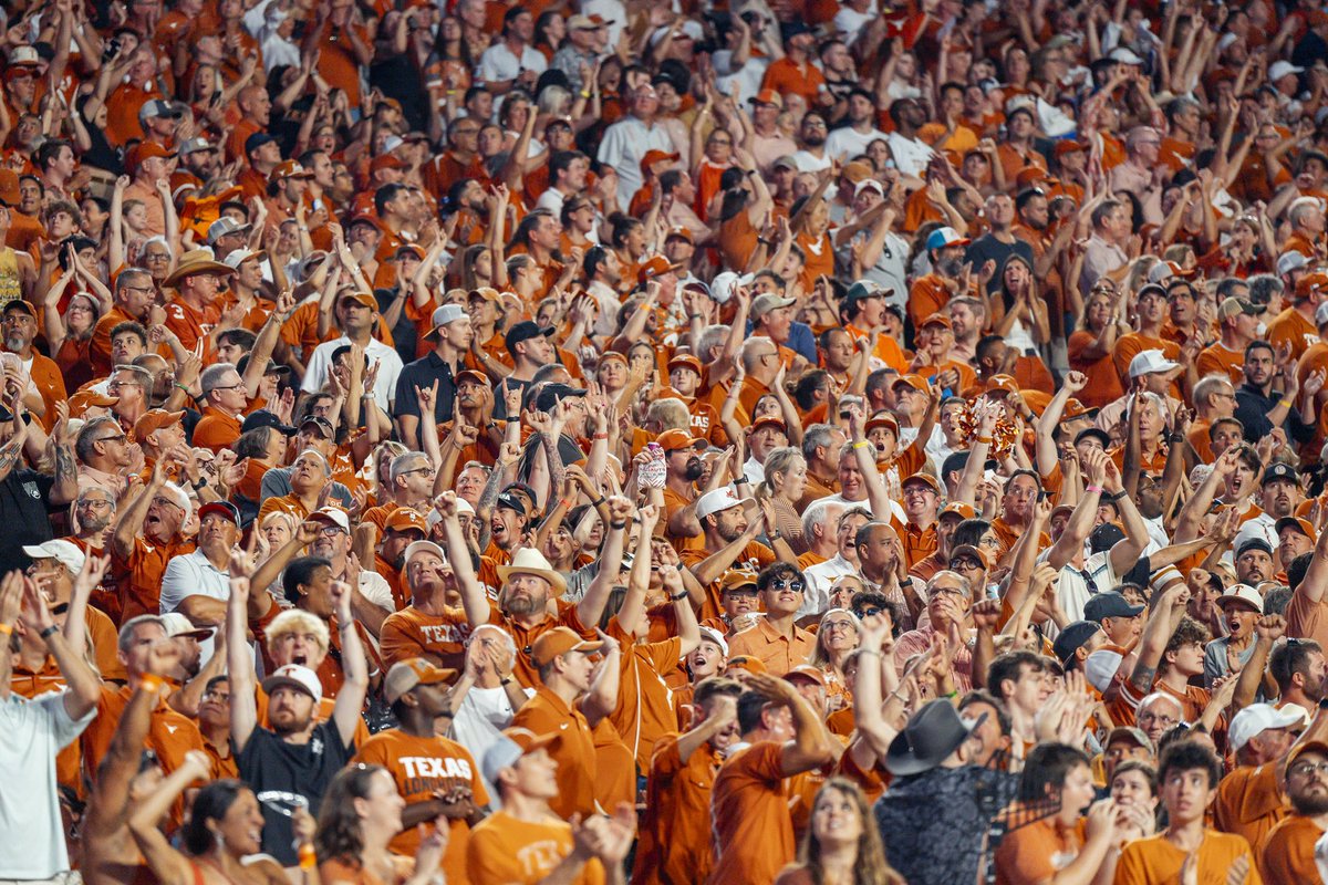 Texas Longhorns tweet media