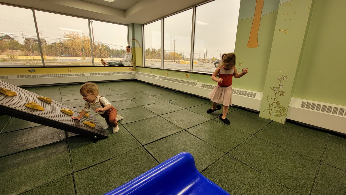 We're spending a gross smokey day at the indoor park. Thank goodness for great @OurYellowknife facilities! #yzf #indoorplayground #wildfires