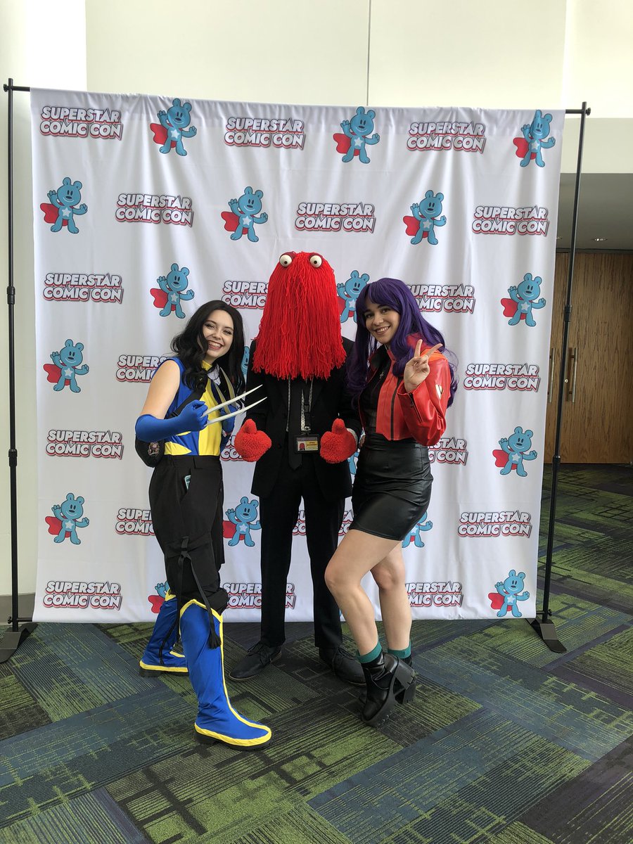 Keefe3D's tweet photo. After over a year of working on and off on this with @ErogeHaru , I finally got to show my #dhmis Red Guy cosplay off at a con! It was an amazing con, and I’m excited to work on more of these in the future! Just wanted to share! 😎 https://t.co/BJEyNb9yYN
