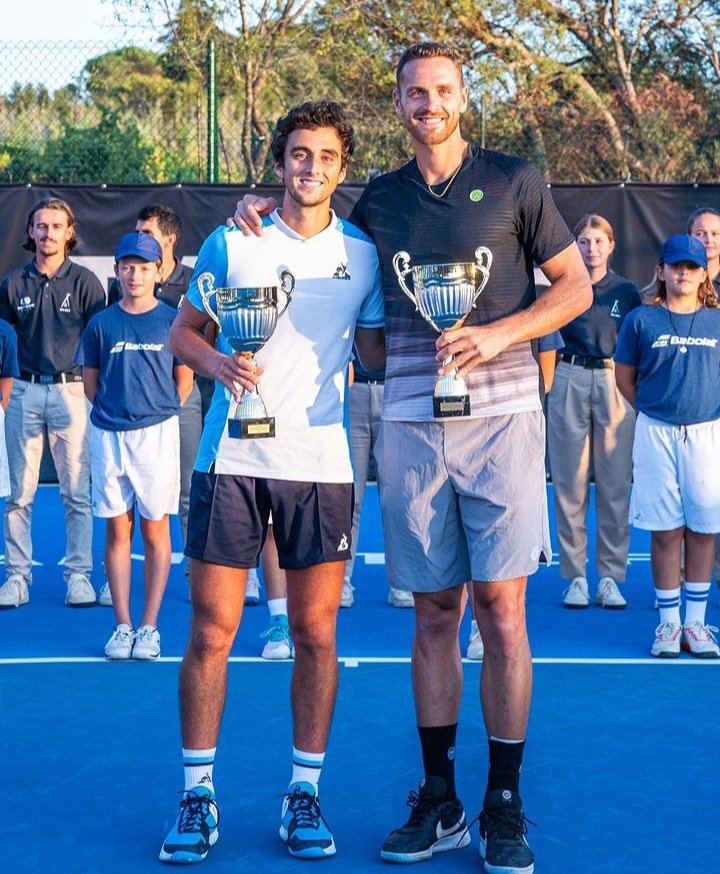 Not_Esportivas's tweet photo. ATP Challenger!
Parabéns aos duplistas campeões, os franceses @albano_olivetti e o seu compatriota Dan Added que conquistaram o @ATPChallenger de Saint-Tropez Open na França.
#ATPChallenger #tennis #FFT #SaintTropez #SaintTropezOpen #AlbanoOlivetti #DanAdded https://t.co/ey4rFWD3W3
