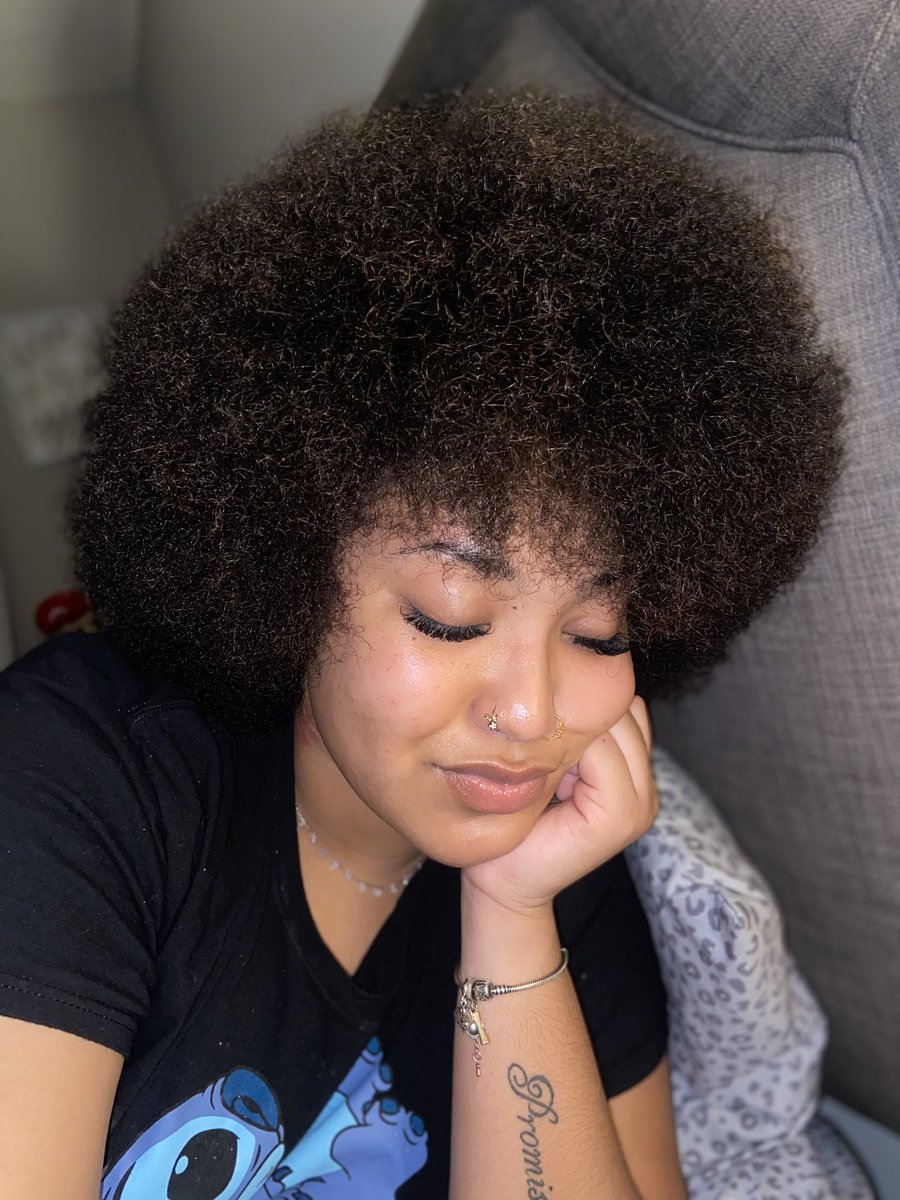 Overatedjoy's tweet image. 🫶🏼✨