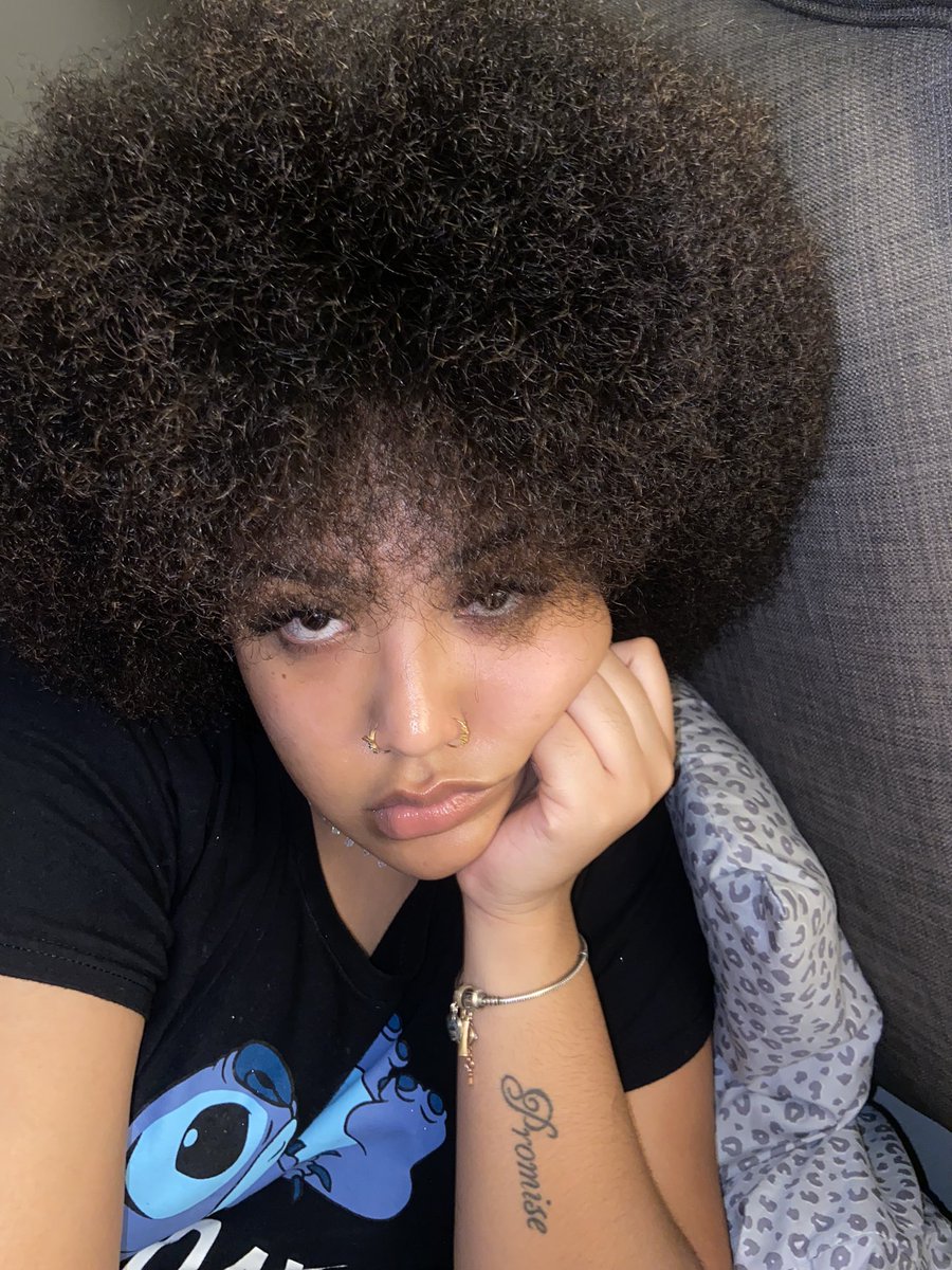 Overatedjoy's tweet image. 🫶🏼✨