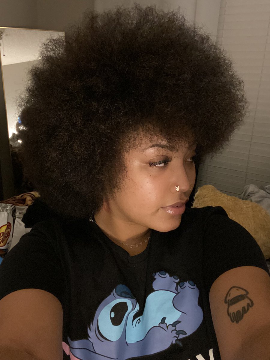 Overatedjoy's tweet image. 🫶🏼✨