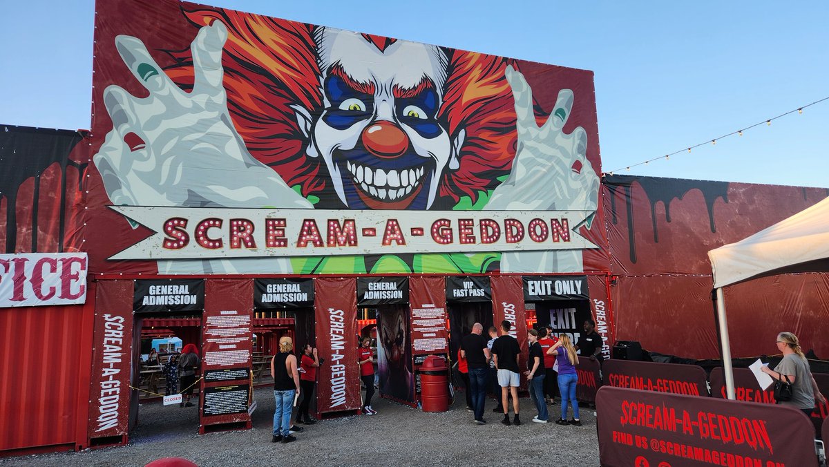 phoenixprime1's tweet photo. Scream-A-Geddon was awesome!
We got to do 4 of the 5 Haunted Houses & a couple of us did Zombie Paintball, which was totally worth the money for!
Would absolutely recommend checking this place out!
#screamageddon #Halloween #hauntedhouses https://t.co/QCqNIFqMjm
