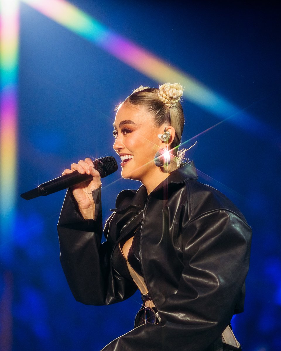 iHeartRadio tweet media