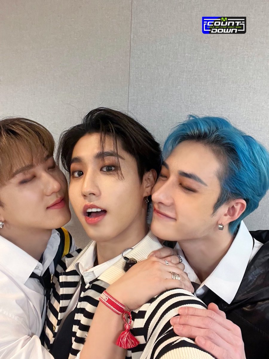 beyondyasmin's tweet photo. 3racha; where han is always in the middle of bang chan and changbin ☹️ https://t.co/T50r3GM5yx