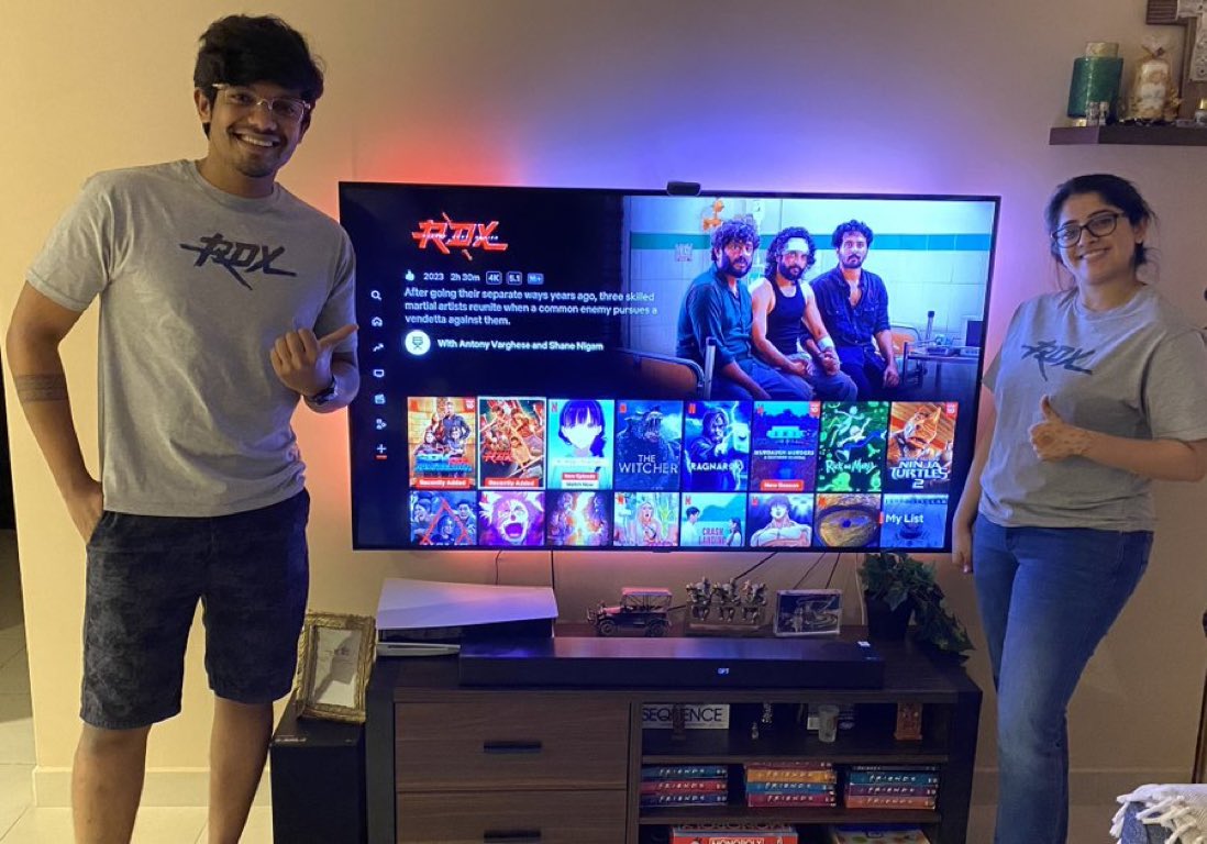 sridevisreedhar's tweet image. RDX, Streaminng now on @NetflixIndia  ! 🥋🥊⛓️#rdx #rdxonnetflix #WeekendBlockbusters #antonyvarghese #neerajmadhav #shanenigam #netflix @KevinPaul90