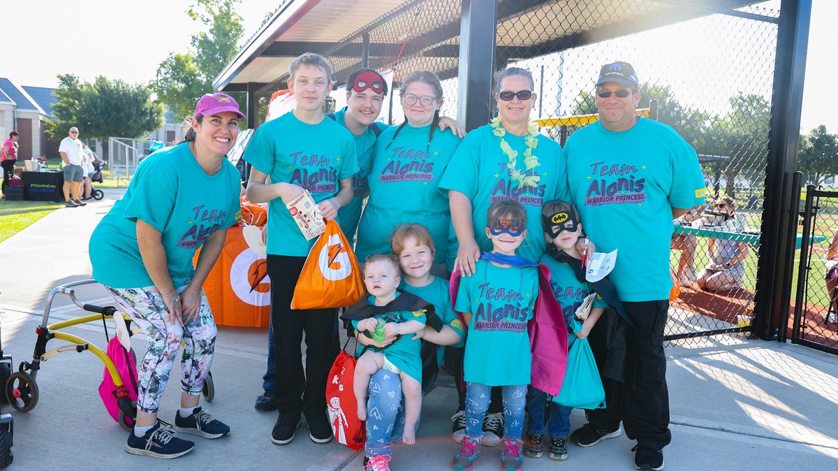 bethanychildrns's tweet photo. Check out these amazing moments at the Walk-N-Roll for Spina Bifida event!  Together, we walked, rolled, + rallied for a brighter future. Thank you to everyone who joined us in this heartwarming mission! #WalkNRoll #BethanyChildrens #SpinaBifidaSupport https://t.co/lFYZef0ROr