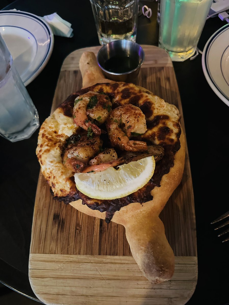 Danfoodie's tweet photo. I love Georgian food! It is so delicious and @cheeseboatbk delivers in flavors!
It is a very hearty meal and you will be full afterward. It’s located in Williamsburg, Brooklyn.
We started with the Bubba Cheeseboat.
#brooklynfood #Cheeseboat #GeorgianFood #Yummy #nycfood https://t.co/qMFl6uLxp1