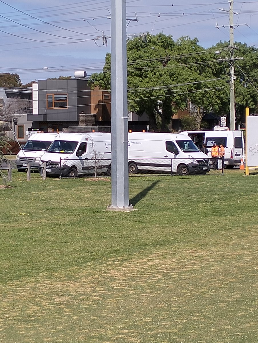 Murdochcrazy's tweet photo. Van owners commiserate after all failing Mr Whippy entrance exam...  #YarravilleMelb  #WhiteVans https://t.co/nn7TNxkv2s